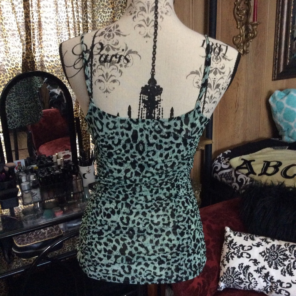 Leopard Mint Top - Picture 4 of 5